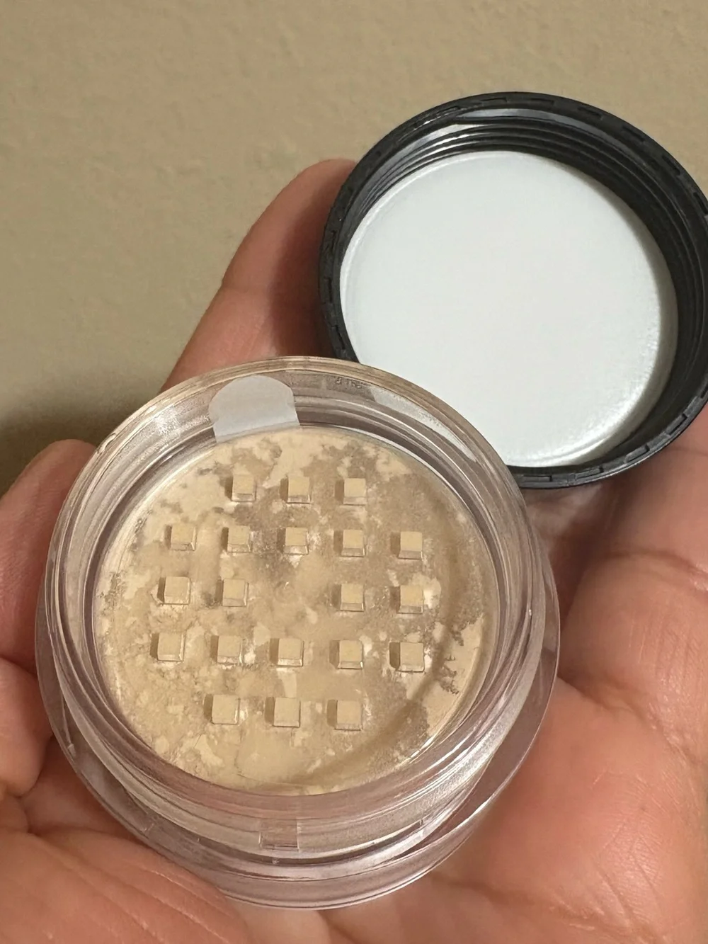 laura mercier Translucent Loose Setting Powder - Brand New Factory Sealed